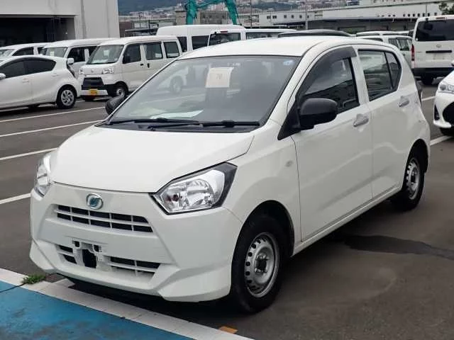 Daihatsu Mira e:S LA360S 2021